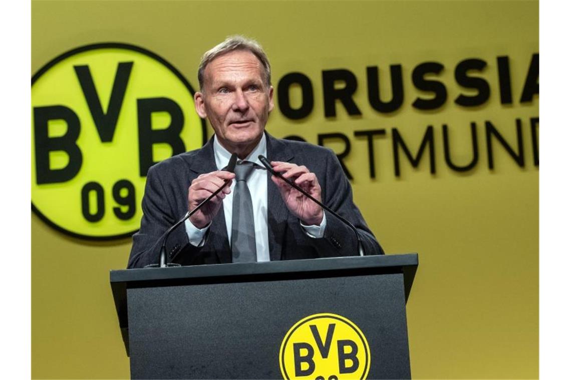 Fiebert dem Bundesliga-Gipfel gegen die Bayern entgegen: BVB-Geschäftsführer Hans-Joachim Watzke. Foto: Bernd Thissen/dpa