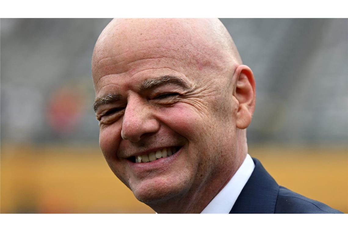 FIFA reagiert für 2026 auf Hitzespiele FIFA-Präsident Gianni Infantino.
