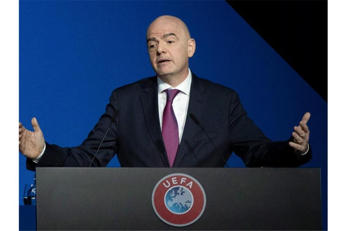 FIFA ebnet Weg für Verlängerung von Fußball-Saison
