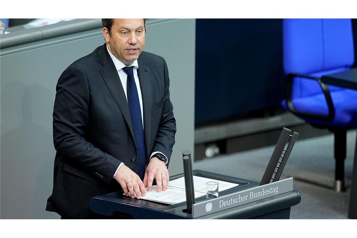Finanzminister Lars Klingbeil (SPD) hat für den Haushalt 2025 einen ambitionierten Zeitplan.