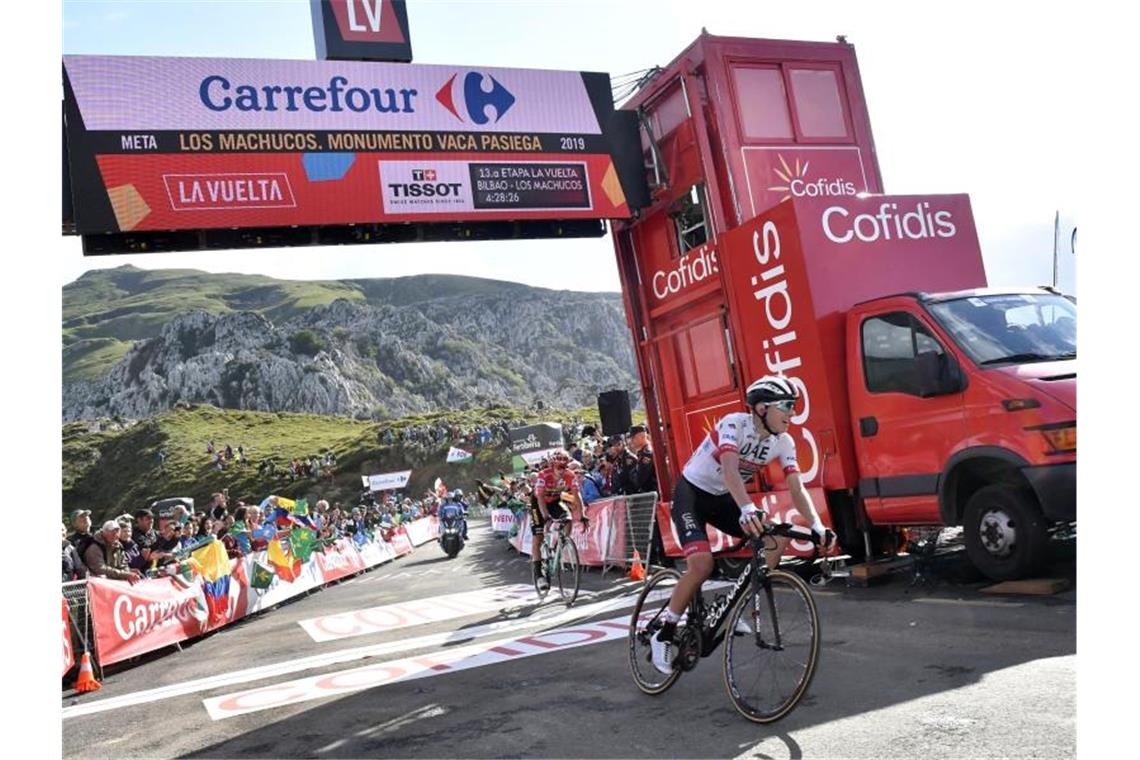 Wegen Tour de France: Vuelta a España im Oktober? Findet die Spanien-Rundfahrt der Radprofis dieses Jahr im Oktober statt?. Foto: Yuzuru Sunada/BELGA/dpa