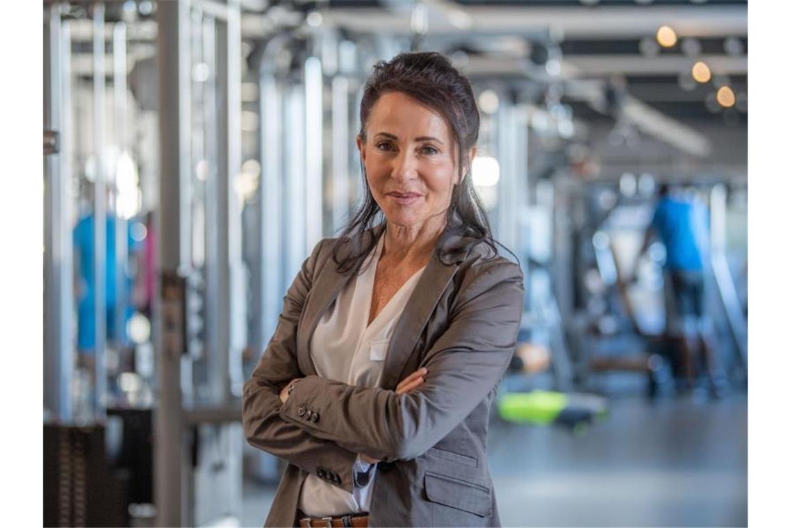 Fitnessstudio-Chefin will transparente Online-Bewertungen Fitnessstudio-Betreiberin Renate Holland hat das Online-Portal Yelp wegen seines Bewertungssystems verklagt. Foto: Lino Mirgeler/dpa