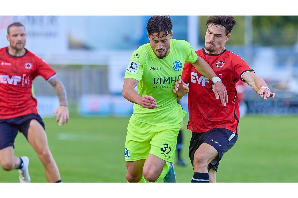 Flamur Berisha und die Kickers sind mit drei Punkten in die neue Saison gestartet.
