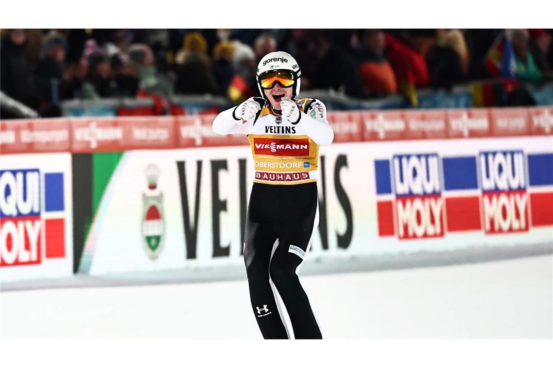 Fliegt allen davon: Domen Prevc.