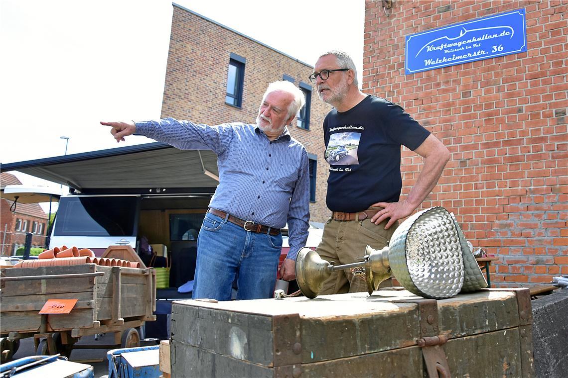 Flohmarkt in der Welzheimer Straße. Fleckaschau am 26. April 2026 in Unterweissa...