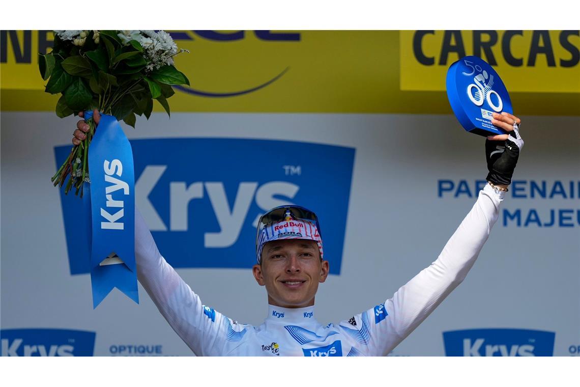 Florian Lipowitz fährt bei der Tour weiter in Weiß.