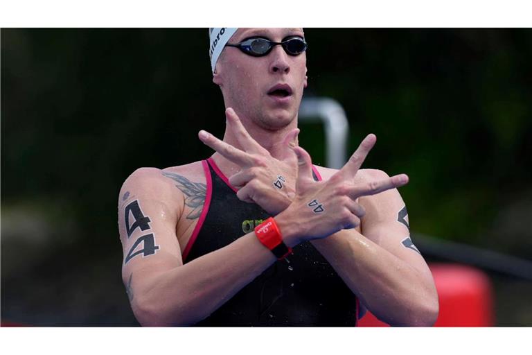 Florian Wellbrock gewinnt sein drittes Gold bei der Schwimm-Weltmeisterschaft in Singapur.