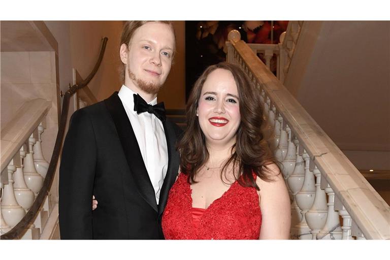 Florian Wilsch  mit Gattin Ricarda Lang bei den Bayreuther Festspielen.