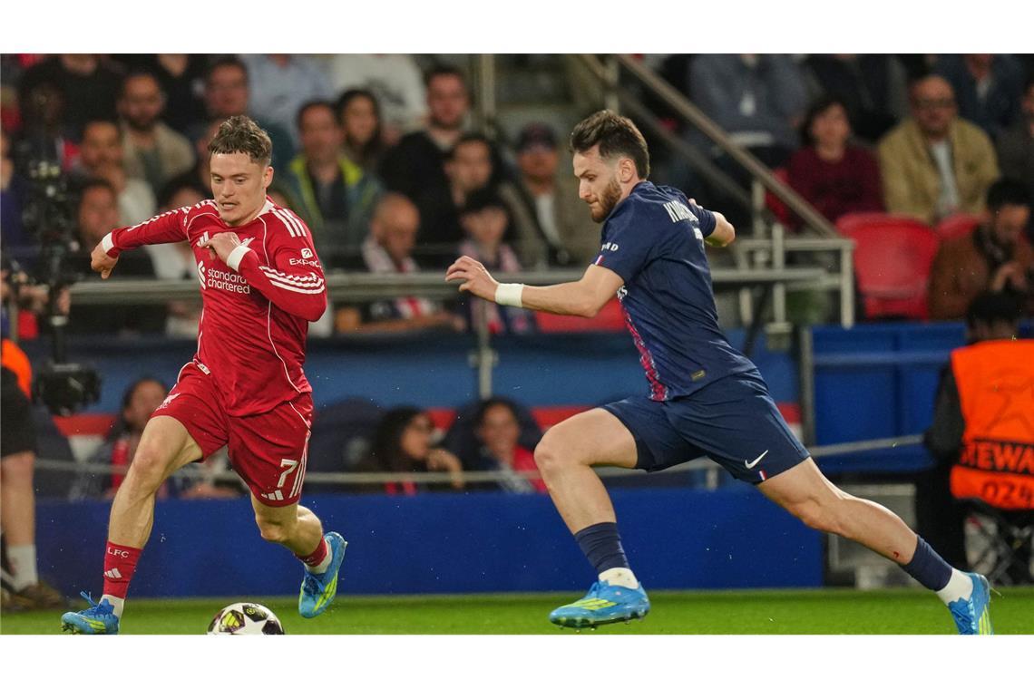 Florian Wirtz (links) und der FC Liverpool unterlagen bei Paris Saint-Germain.