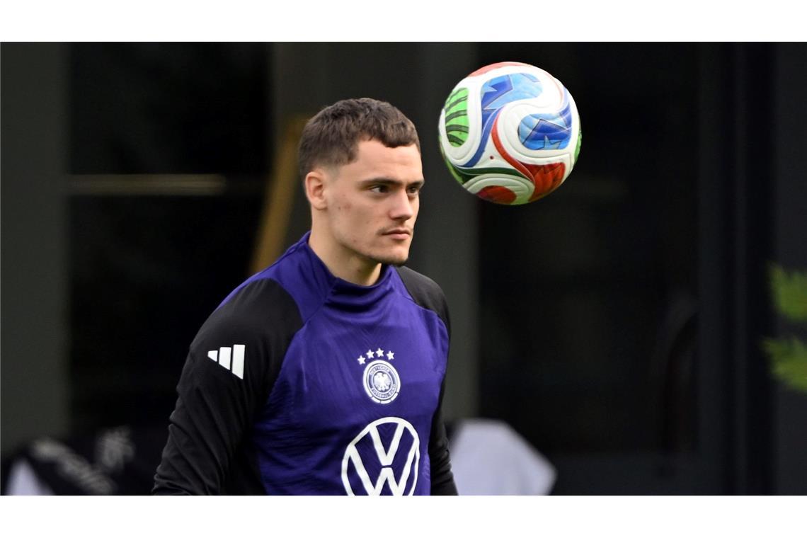 Florian Wirtz mit seinem Lieblingsspielzeug.