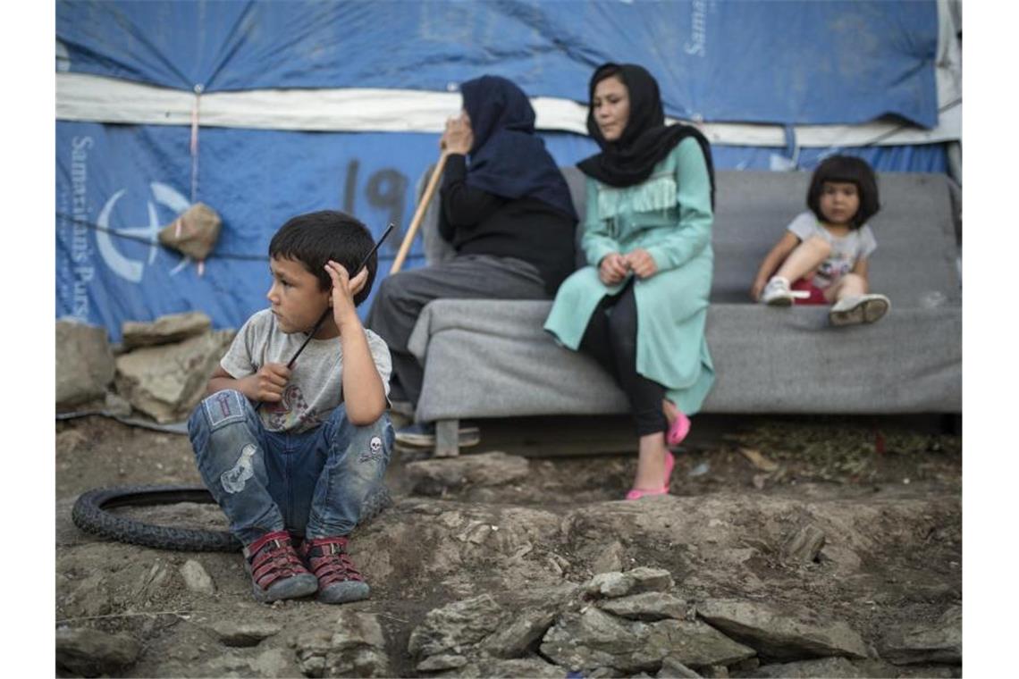 Hunderte Migranten erreichen Griechenland Flüchtlingslager Moria: Die Situation in den überfüllten Registrierlagern auf den griechischen Inseln ist jetzt schon dramatisch. Foto: Socrates Baltagiannis