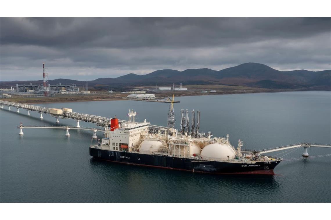 Flüssig-Erdgas aus Russland: Noch immer verdient Russland an Energiekäufen aus der EU. Der Import wird Ende 2026 beendet. Das gilt allerdings nicht für Pipeline-Gas und Öl.