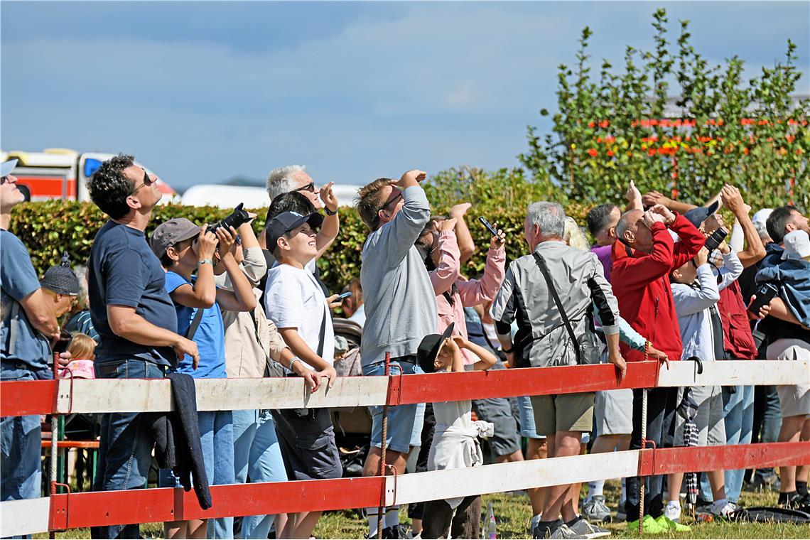 Flugplatzfest und 75-jähriges Vereinsbestehen LSV Backnang-Heiningen. 