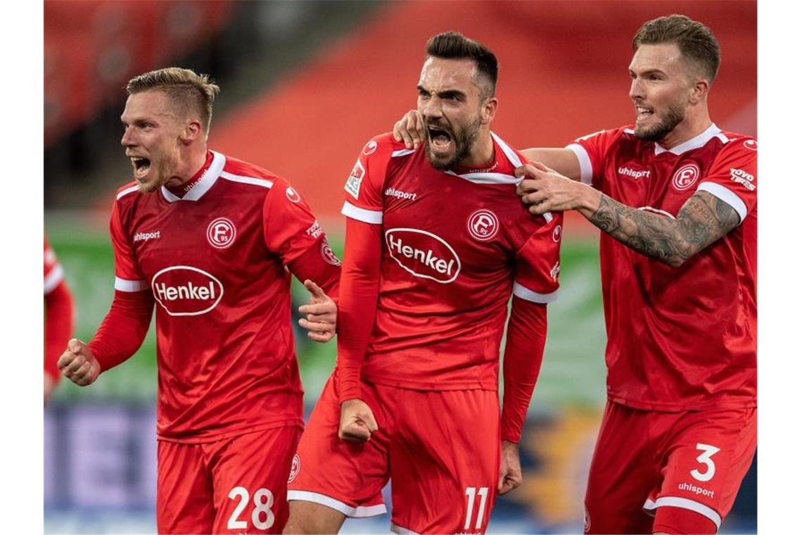 Kiel übernimmt vorerst Platz eins - Später Fortuna-Sieg Fortuna Düsseldorf feierte druch einen später Treffer einen Sieg gegen Darmstadt 98. Foto: Marius Becker/dpa