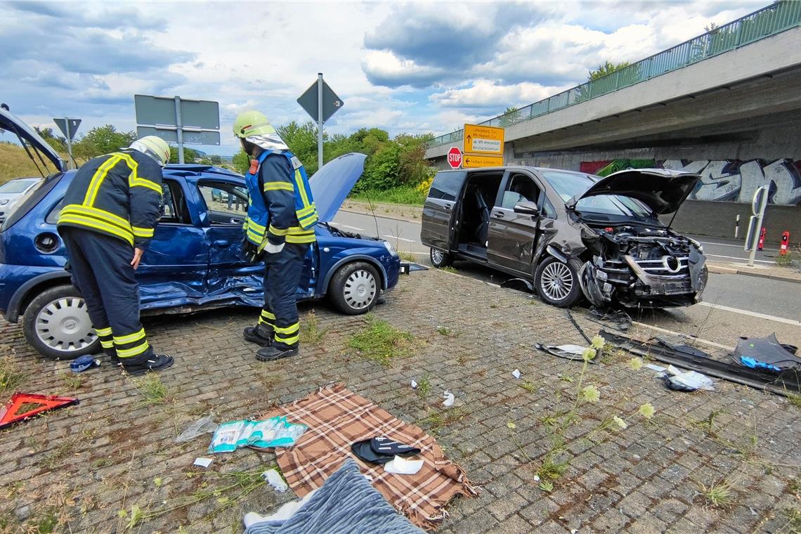 Sechs Verletzte bei Unfall in Waiblingen Foto 7aktuell.de/Kevin Lermer