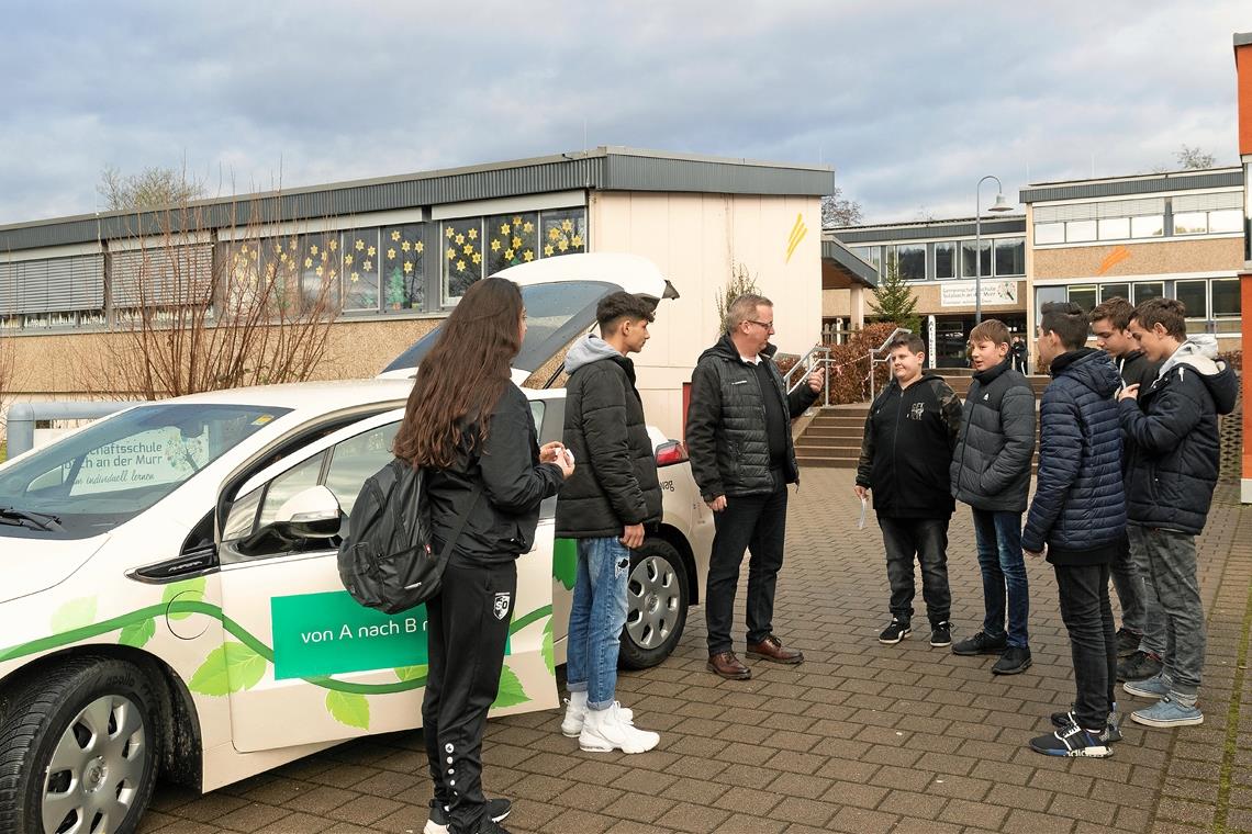 „Warum immer Elektro-, aber kein Wasserstoffantrieb?“