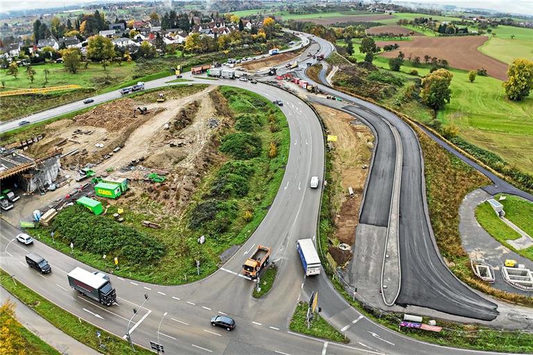 Arbeiten an der B-14-Anschlussstelle Backnang-West gehen zügig voran Foto: Ulrich Maier