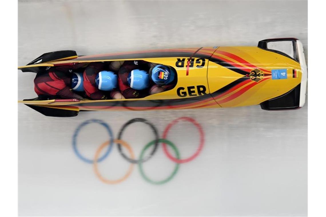 Francesco Friedrich hat auch im Viererbob Olympia-Gold gewonnen. Foto: Robert Michael/dpa-Zentralbild/dpa