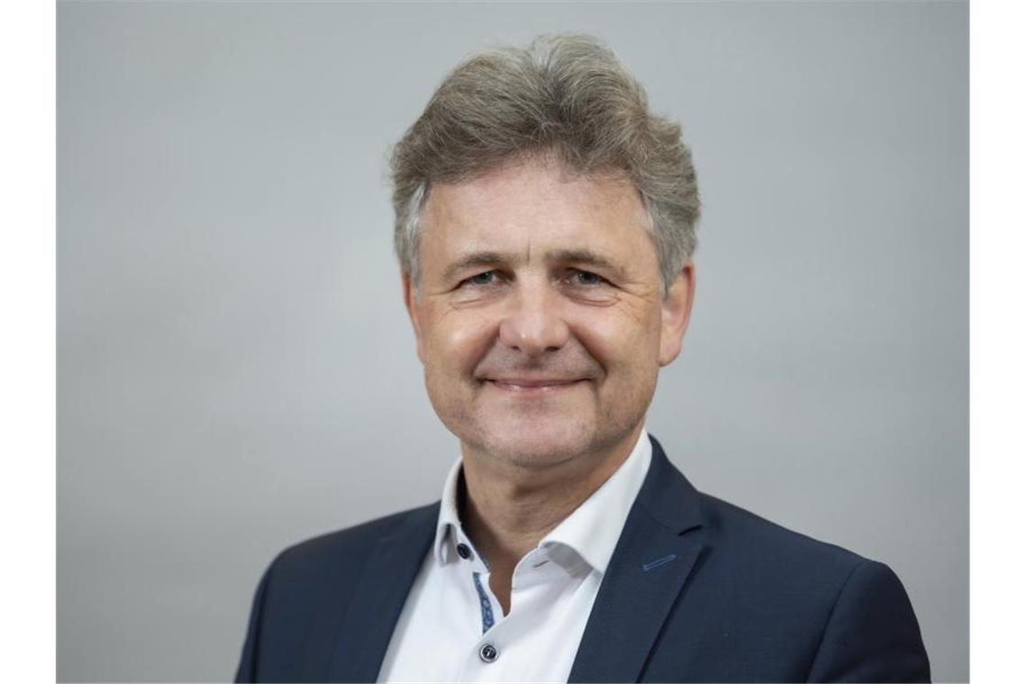 Mentrup ist weitere acht Jahre OB in Karlsruhe Frank Mentrup (SPD), Oberbürgermeister von Karlsruhe. Foto: Uli Deck/dpa/Archivbild