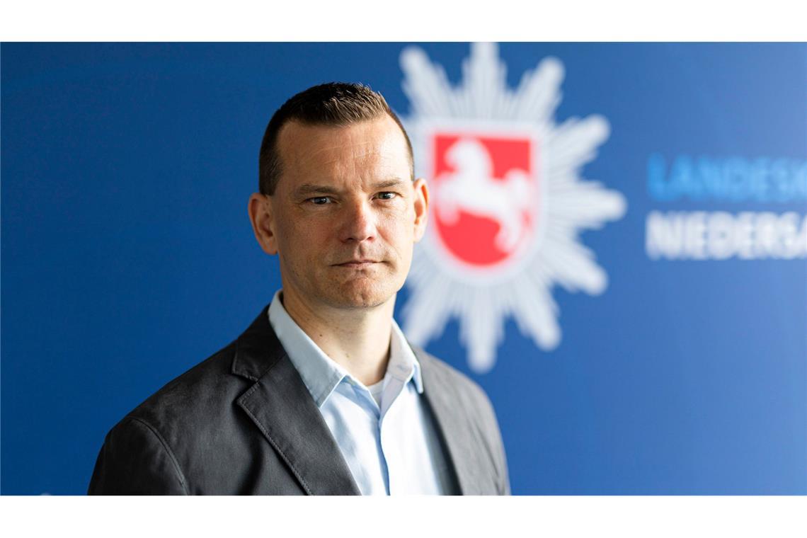 Schlag gegen Cybercrime - Täter im russischsprachigen Raum Frank Puschin, Leiter Ermittlungen Cybercrime beim Landeskriminalamt (LKA) Niedersachsen, berichtet über den Stand der Ermittlungen.