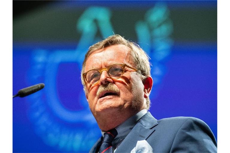 Frank Ulrich Montgomery gibt sein Amt als Präsident der Bundesärztekammer nach acht Jahren ab. Foto: Guido Kirchner