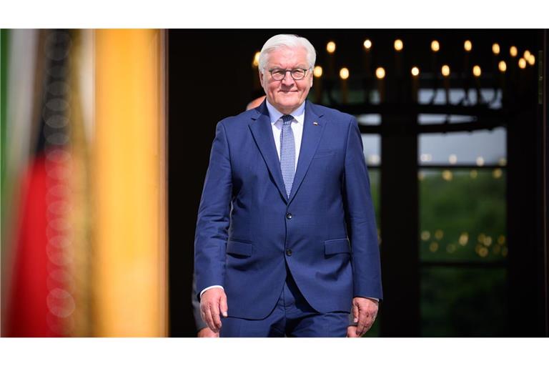 Frank-Walter Steinmeier kritisiert die abgesagte Wahl der Richter.