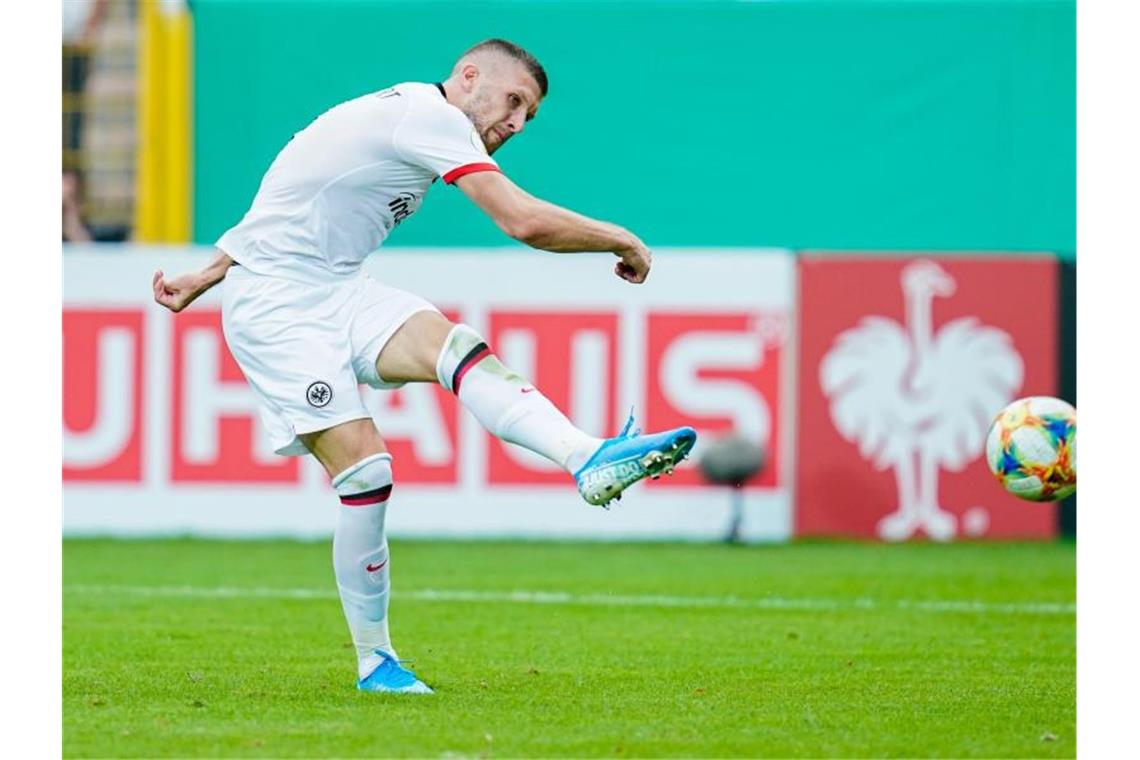 Rebic-Hattrick rettet Frankfurt: 5:3 im Pokal gegen Mannheim