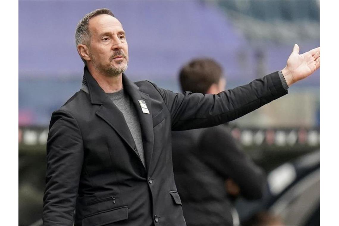Frankfurts Trainer Adi Hütter könnte zu Borussia Mönchengladbach wechseln. Foto: Thomas Frey/dpa