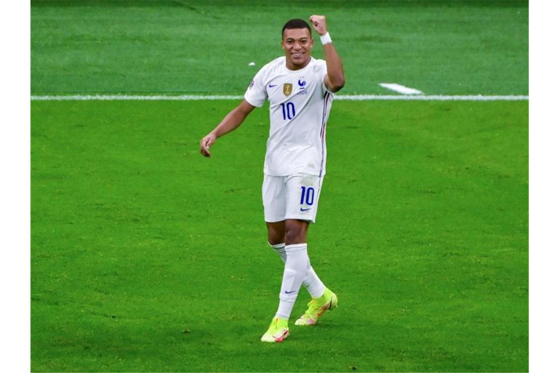 Frankreich holt Nations-League-Titel gegen Spanien Frankreichs Kylian Mbappé jubelt nach seinem Tor zum 2:1. Foto: Miguel Medina/Pool AFP/AP/dpa