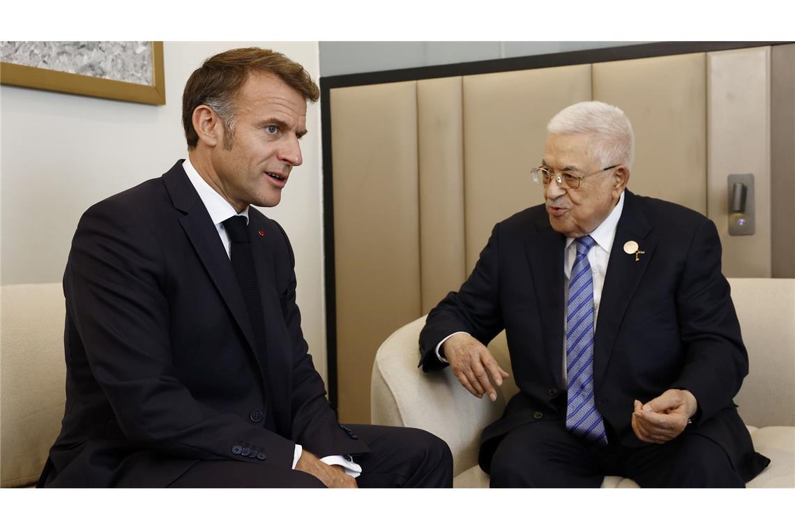 Frankreichs Präsident Emmanuel Macron freute sich über die Teilnahme des Palästinenserpräsidenten Mahmud Abbas am internationalen Gaza-Friedensgipfel.