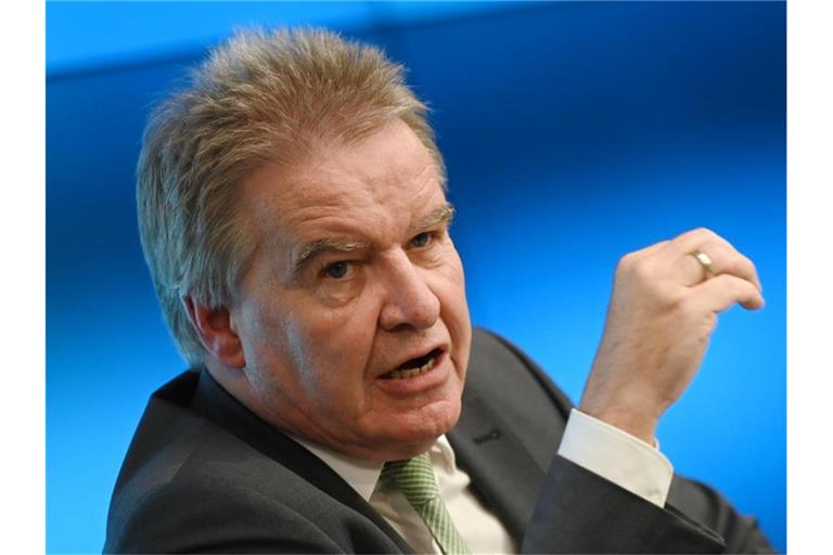 Franz Untersteller (Bündnis 90/Die Grünen), Umweltminister von Baden-Württemberg, spricht. Foto: Marijan Murat/dpa/Archivbild