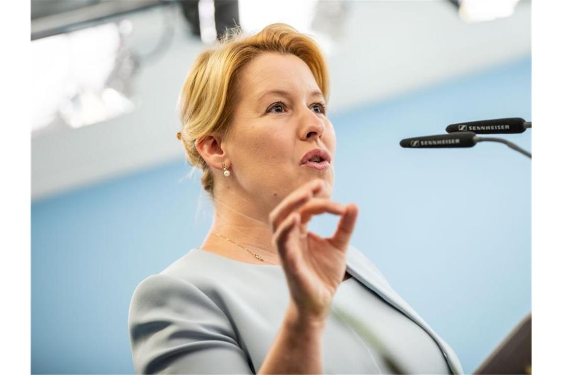 EU-Sozialdemokraten nicht von vornherein gegen von der Leyen Franziska Giffey lobt von der Leyen als „eine respektable Persönlichkeit.“ Foto: Michael Kappeler