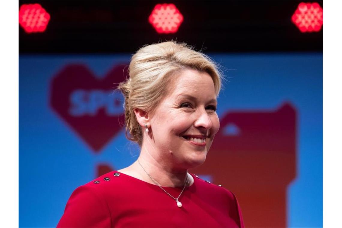 Vom neuen Stil in der deutschen Politik Franziska Giffey von der SPD ist in Kleiderfragen eher konservativ. Foto: Bernd Von Jutrczenka/dpa
