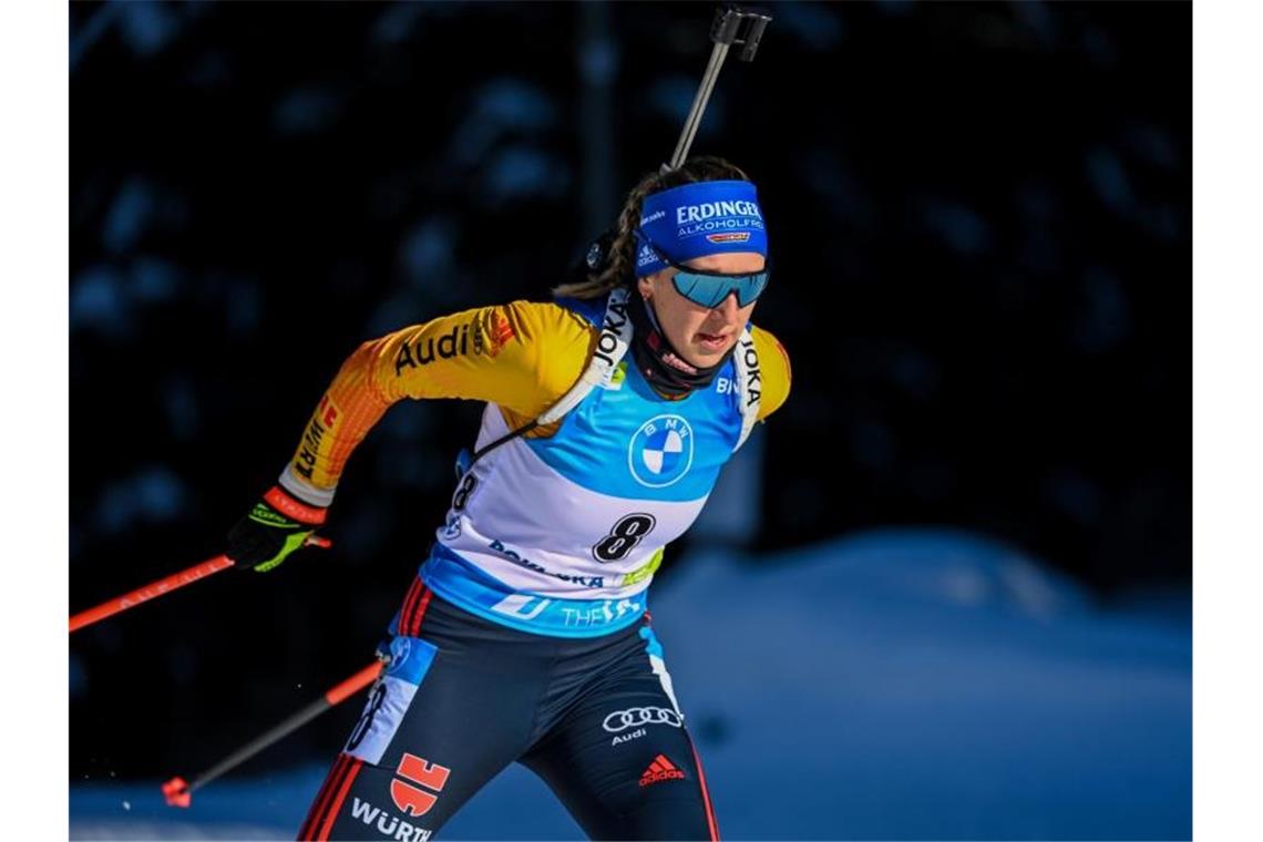 Preuß bejubelt drittes Podest - Eckhoff in eigener Liga Franziska Preuß schaffte es zum dritten Mal in dieser Saison aufs Podium. Foto: Sven Hoppe/dpa