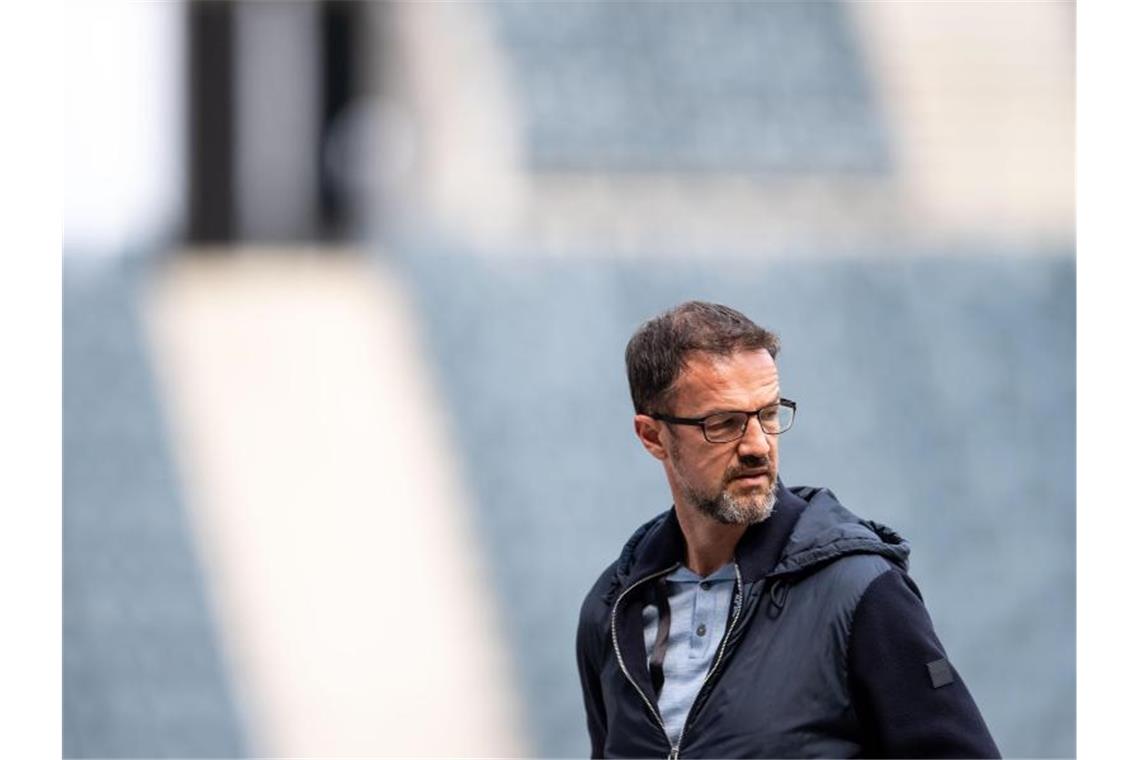 Bobic: Rückkehr erster Fans reicht hinten und vorne nicht Fredi Bobic erhofft sich in naher Zukunft mehr Fans in den Stadien. Foto: Marius Becker/dpa