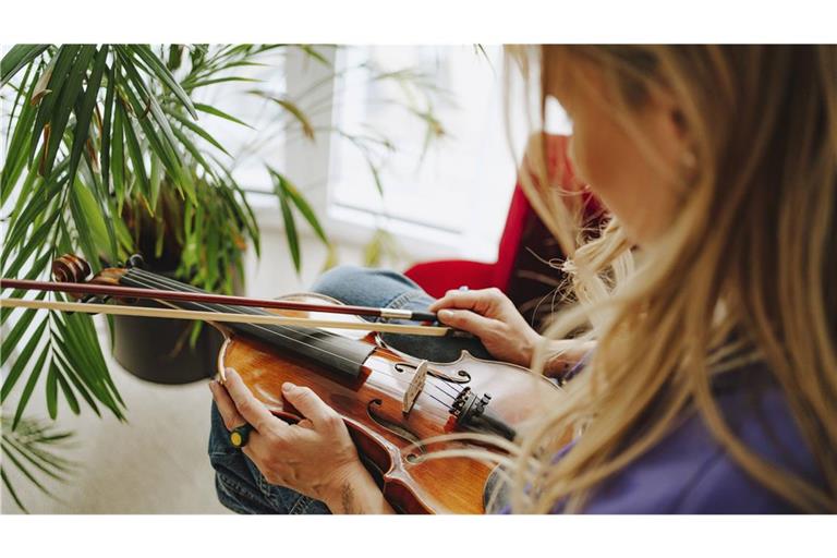 Freiberufliche Musikerinnen verdienen deutlich weniger als ihre männlichen Kollegen – und der Abstand wird sogar noch größer.
