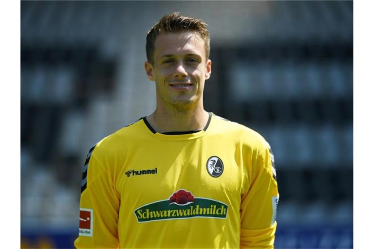 Freiburgs Torwart Alexander Schwolow. Foto: Patrick Seeger/Archivbild