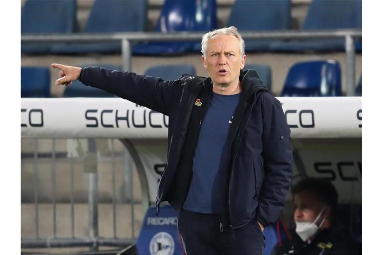 Freiburgs Trainer Christian Streich. Foto: Friso Gentsch/dpa/Archivbild