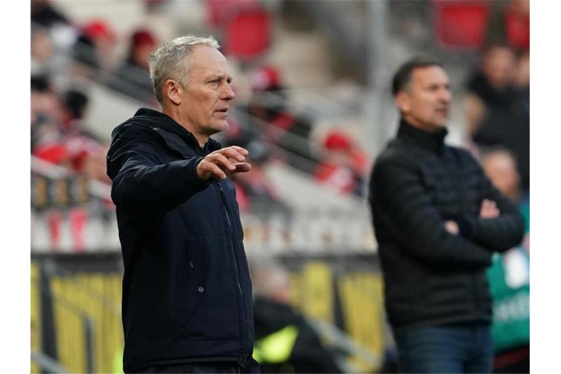 Freiburg-Coach hofft auf „außergewöhnliche Ausgangsposition“ Freiburgs Trainer Christian Streich. Foto: Thomas Frey/dpa/Archivbild