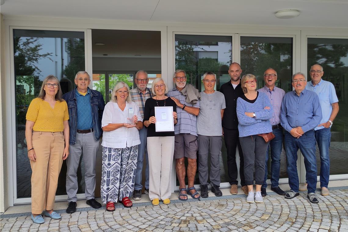 Dreifache-Ehrung-f-rs-Mehrgenerationenprojekt