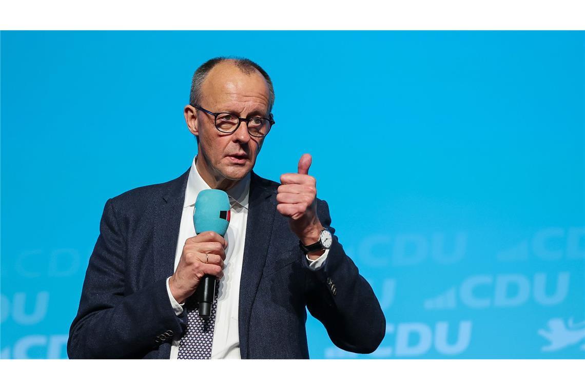 Union: „Brandmauer“ zu AfD steht - Merz geht auf Ex-Ampel zu Friedrich Merz beim Neujahrsempfang der CSU in Künzelsau.