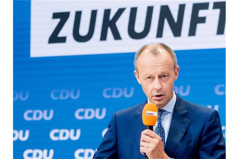 Friedrich Merz, ehemaliger Unionsfraktionschef, will für den CDU-Vorsitz kandidieren. Foto: Christoph Soeder/dpa
