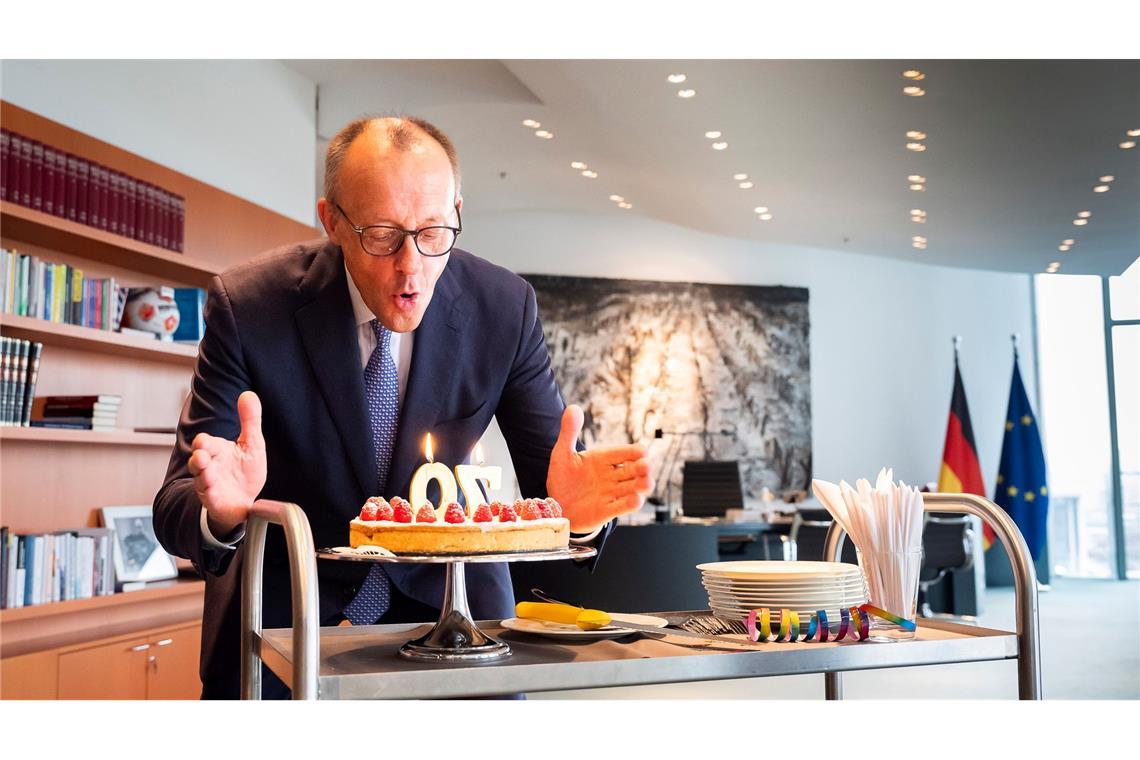 Friedrich Merz feiert 70. Geburtstag im Kanzleramt