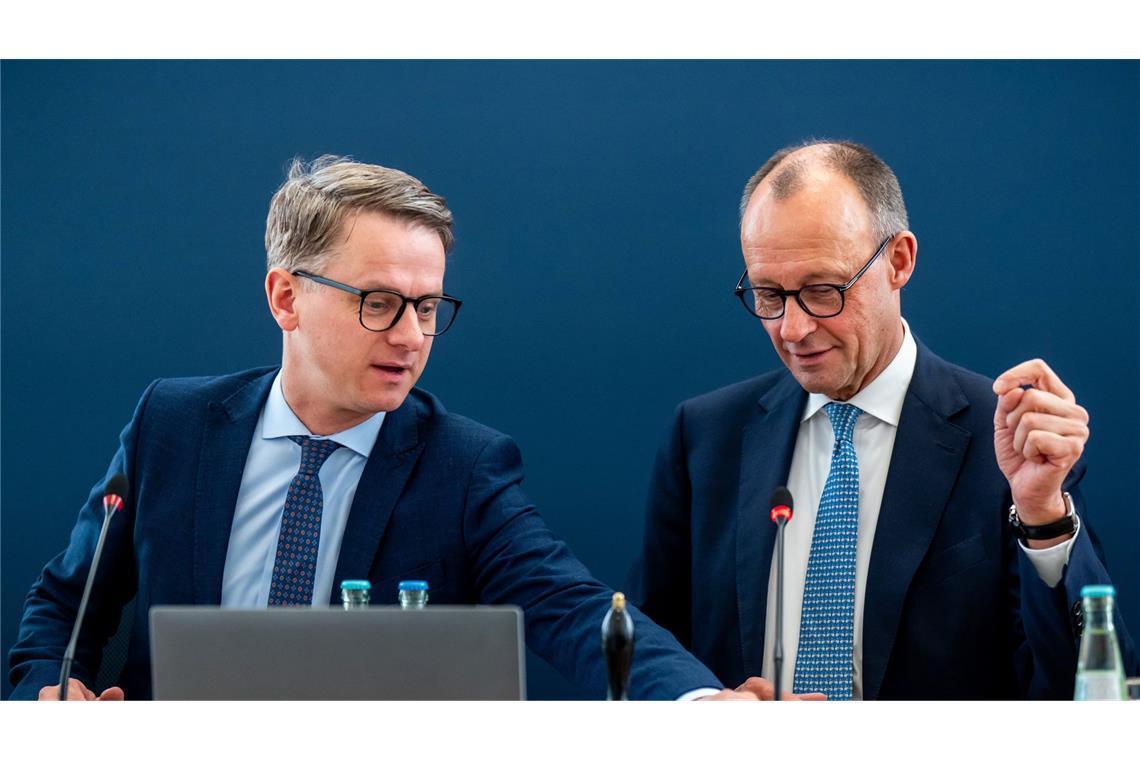 CDU fordert von SPD Bereitschaft zu Kurswechsel Friedrich Merz, Fraktionsvorsitzender der Union und CDU Bundesvorsitzender, und Carsten Linnemann, CDU Generalsekretär.