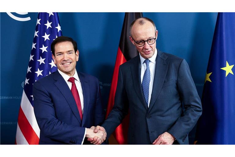 Friedrich Merz (r, CDU) und US-Außenminister Marco Rubio treffen sich auf der 62. Münchner Sicherheitskonferenz.