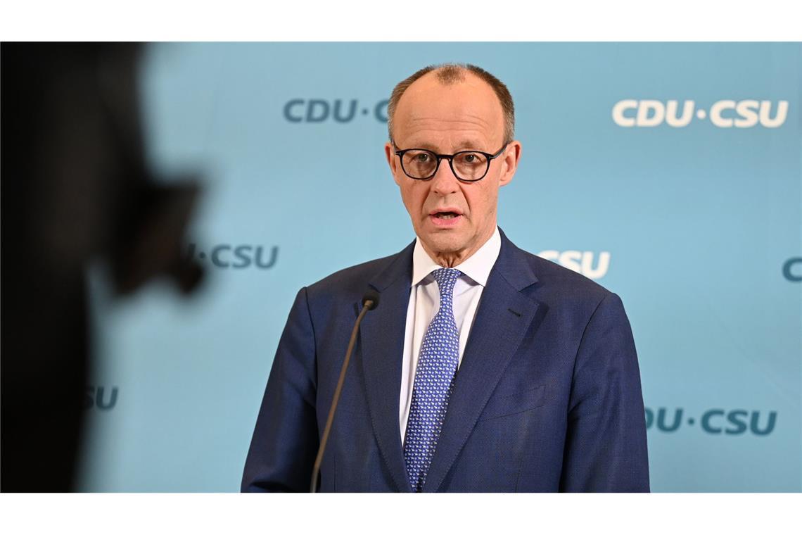 Merz spricht bei Sicherheitskonferenz mit US-Vizepräsident Vance Friedrich Merz trifft bei der Münchner Sicherheitskonferenz US- Vizepräsiden JD Vance. (Archivbild)