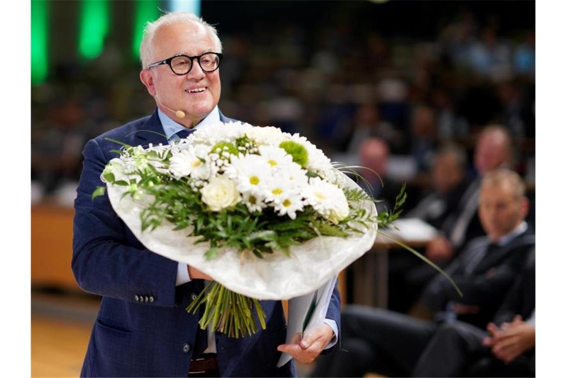 Chronologie des Sports im Jahr 2019 - Teil 3 Fritz Keller wurde zum neuen Präsidenten des Deutschen Fußball-Bundes (DFB) gewählt. Foto: Simon Hofmann/Getty Images Europe/DFB/dpa