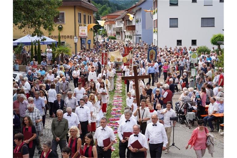 Fronleichnam in Mühlenbach. Foto: Benedikt Spether