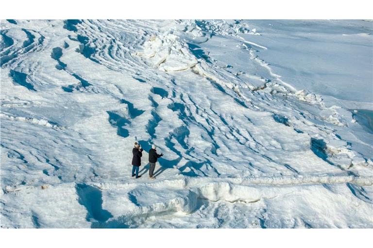 Frost und Schnee verwandelten den Ostseestrand von Usedom in eine Winterlandschaft.