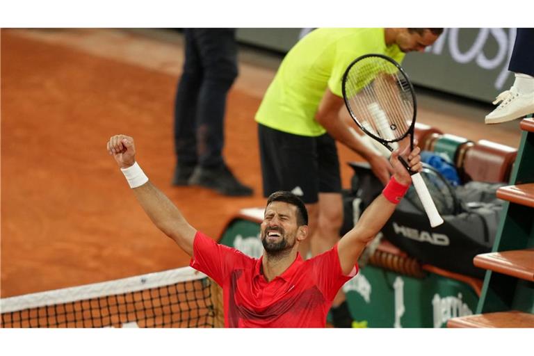 Frust bei Alexander Zverev, Jubel bei Novak Djokovic nach dem Viertelfinal-Kracher in Paris.
